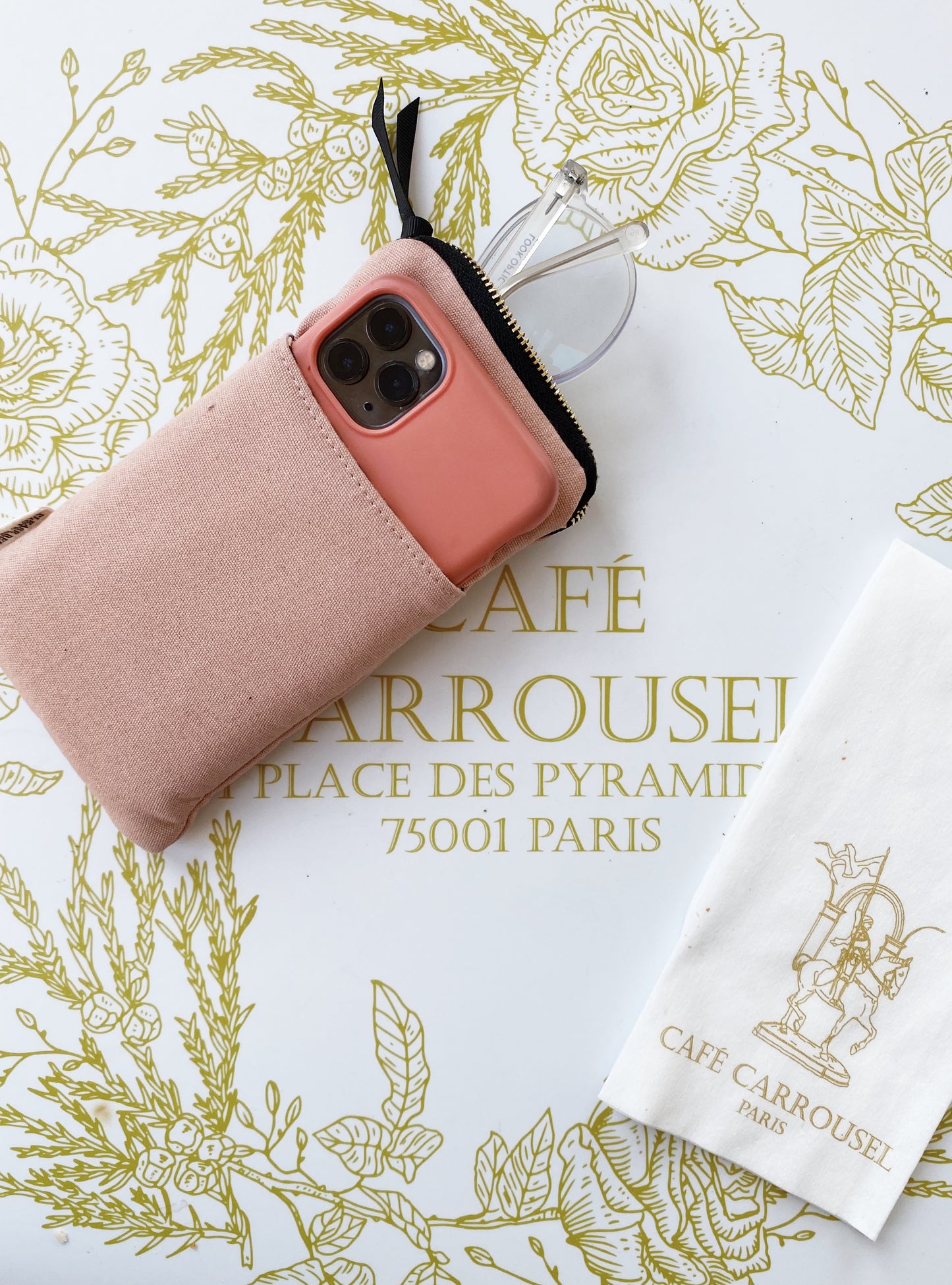 
                                      
                                        Pochette de Lunettes "My Specs" avec poche arrière, Rose - Bag-all France
                                      
                                    