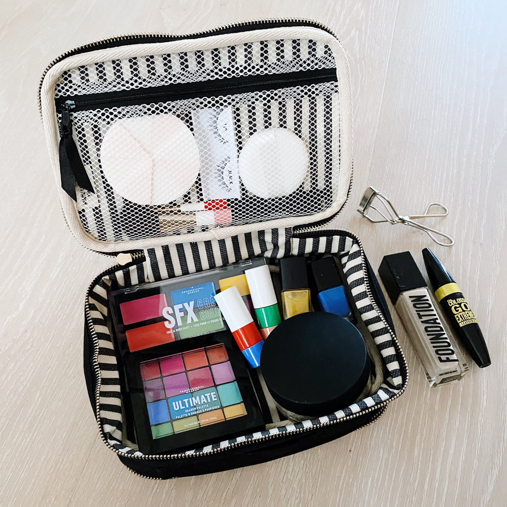 
                                      
                                        Double Sided Toiletry Case, Black
                                      
                                    